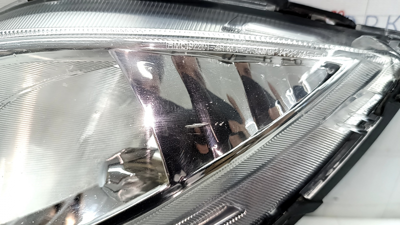 Противотуманная фара птф левая Hyundai Sonata 11-15 hybrid, царапины