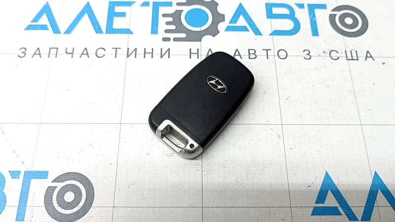 Ключ Hyundai Sonata 11-15 smart 4 кнопки, полез хром, царапины