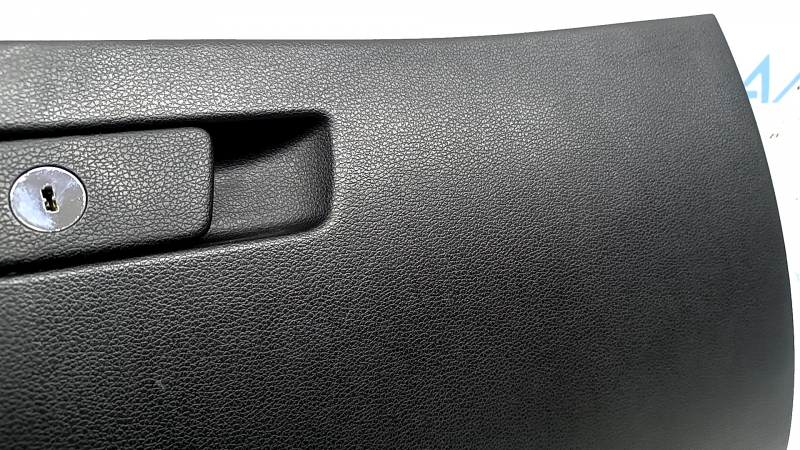 Перчаточный ящик, бардачок Hyundai Sonata 20-23 с замком, черная, царапины