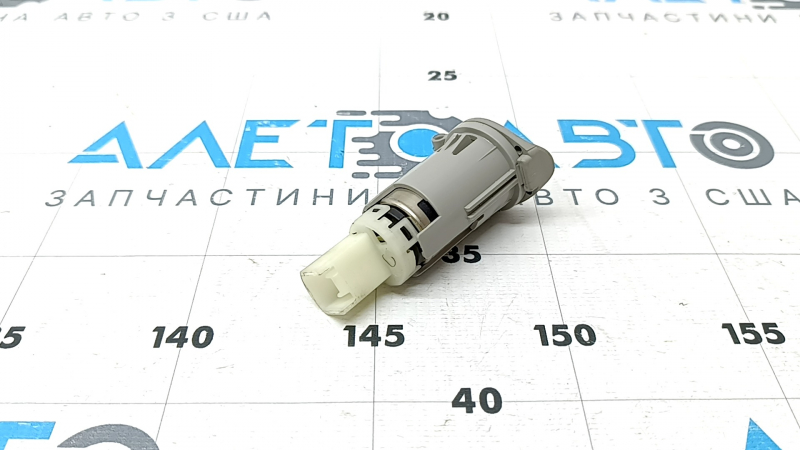 Прикуриватель центральной консоли Lexus RX350 RX450h 10-15 с серой крышкой, в подлокотнике