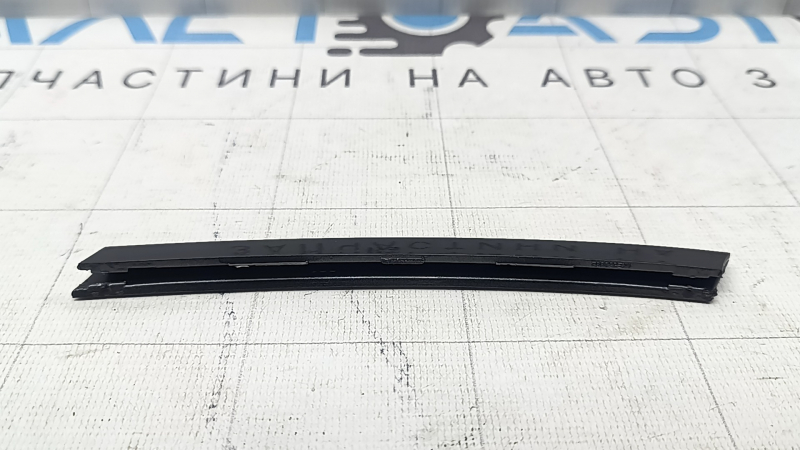 Накладка решетки радиатора grill правая Audi E-Tron 19-23 серая