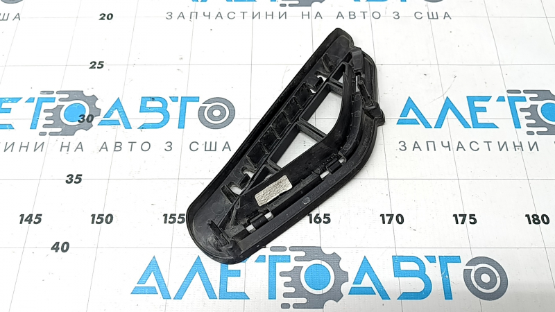 Вставка переднего бампера левая Hyundai Santa FE 21-23 структура