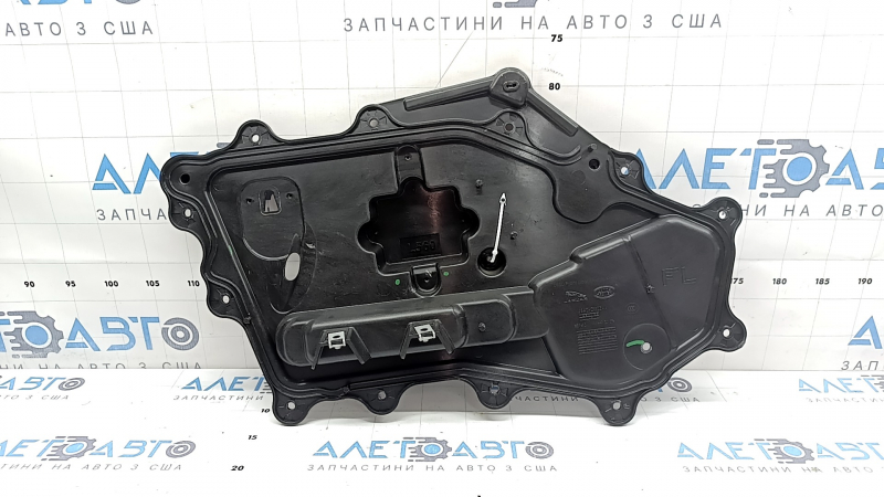 Панель двери передней левой Land Rover Range Rover Velar 18-20