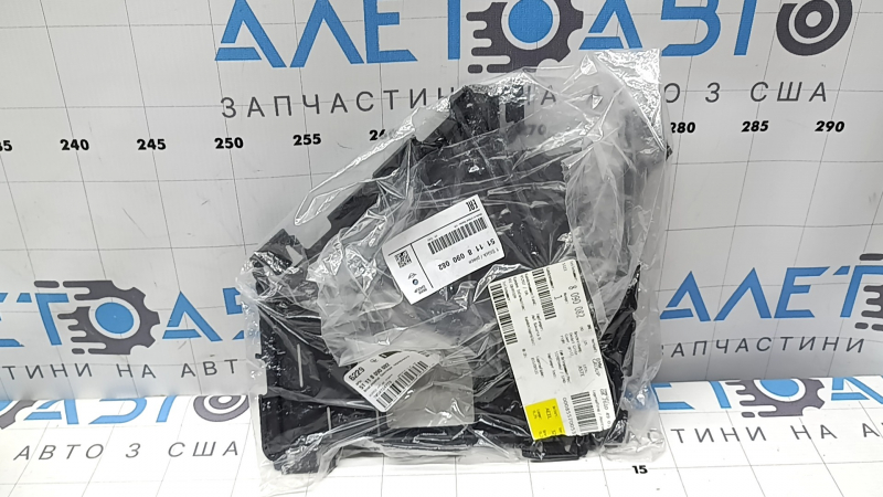 Заглушка решетки переднего бампера правая BMW X7 G07 19-22 M-Sport