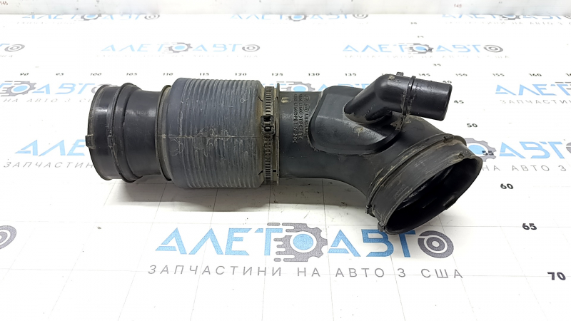 Воздуховод от фильтра первый Hyundai Santa FE 21-23 2.5T