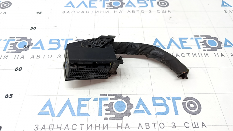 Фишка на блок ECU компьютер двигателя Hyundai Santa FE 21-23 2.5T желтая