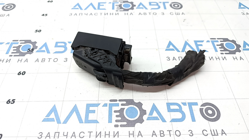 Фишка на блок ECU компьютер двигателя Hyundai Santa FE 21-23 2.5T желтая
