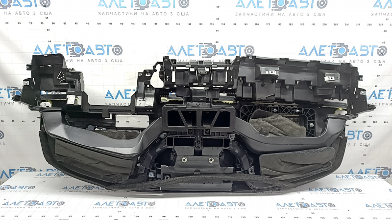 Торпедо передняя панель без AIRBAG Land Rover Range Rover Velar 18-23 черная