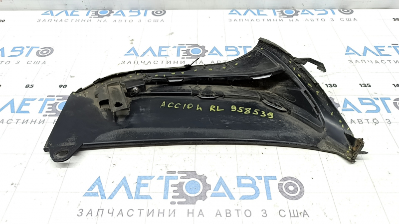 Заглушка глушителя левая Honda Accord 18-18 EXL, touring, структура с хром, нет фрагмента, сломаны крепления, тещина