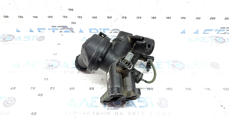 Корпус термостата в сборе Land Rover Range Rover Velar 18-23 2.0T пластик, с датчиком