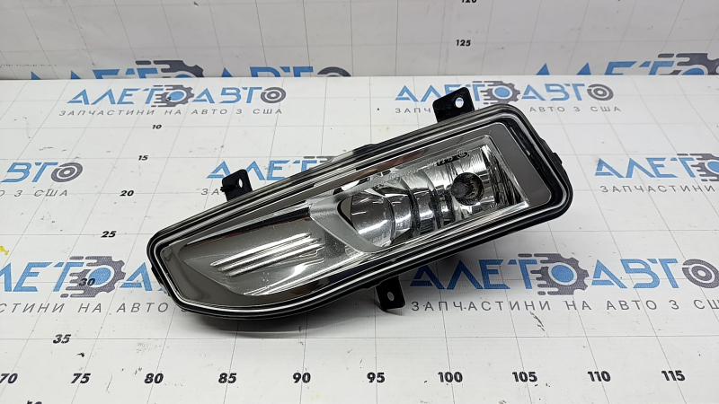 Противотуманная фара птф левая Nissan Rogue 17-20 под полировку