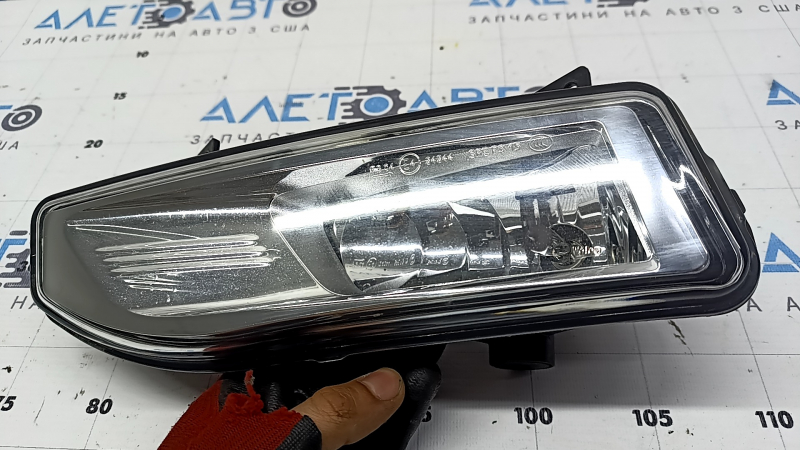 Противотуманная фара птф левая Nissan Rogue 17-20 под полировку