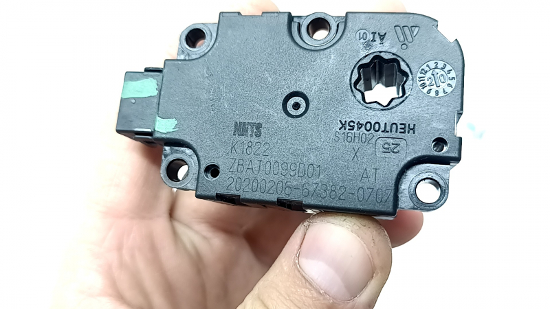 Servomotor încălzire Porsche Cayenne 19-26