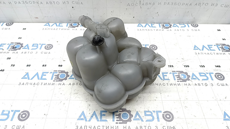 Расширительный бачок охлаждения Porsche Cayenne 19-26 2.9T, 3.0T, 4.0T
