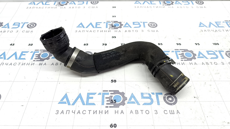 Furtun de răcire superior pentru Porsche Cayenne 19-26 3.0T