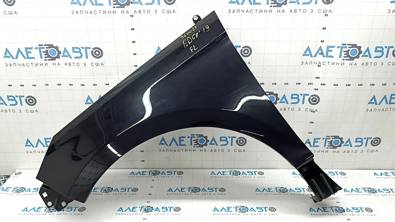 Aripă stângă față Ford Edge 15-24 neagră UM, coroziune