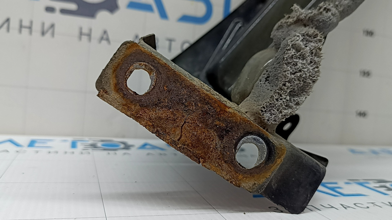 Aripă stângă față Ford Edge 15-24 neagră UM, coroziune