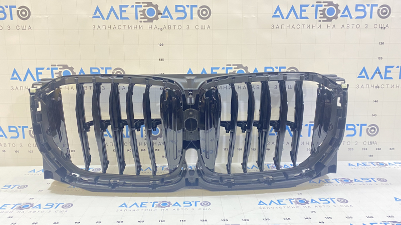 Grila radiatorului cu motoras pentru BMW X5 G05 19- nou original