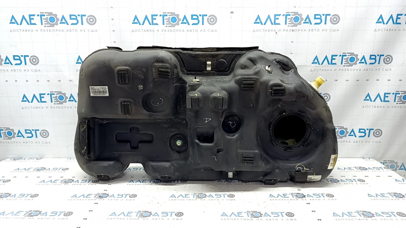 Топливный бак Kia Sportage 17-22 AWD