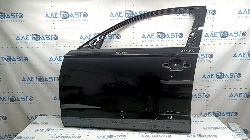 Дверь голая передняя левая Audi A6 C7 12-18 черный LY9T, царапины