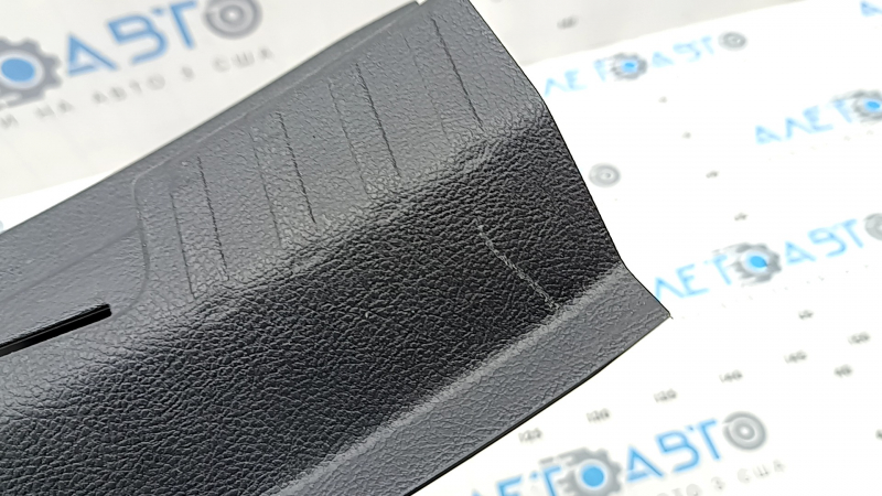 Ornamente portbagaj Ford Edge 15-24, negre, zgârieturi