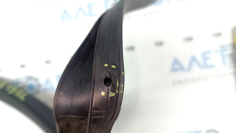 Garnitură arc aripă spate stânga Ford Edge 15-24, fixare ruptă
