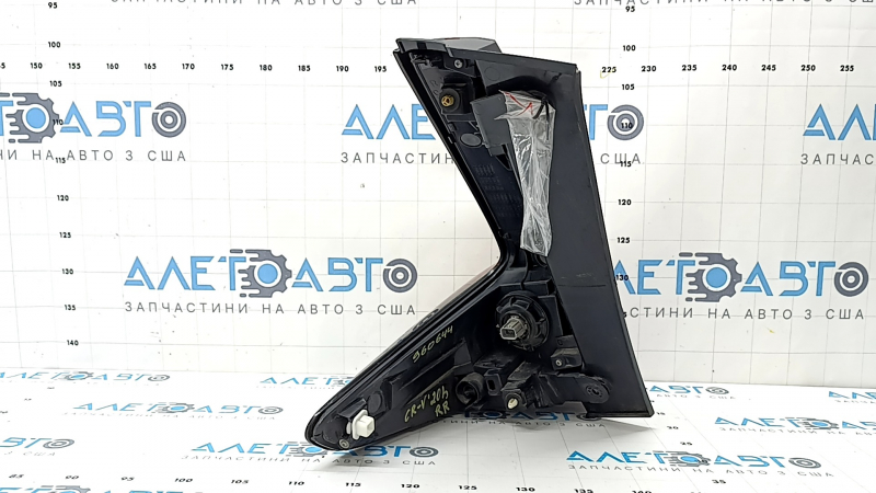 Zgârieturi la lumina aripii exterioare dreapta Honda CRV 20-22