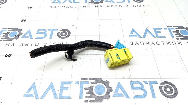 Фишка на модуль srs airbag компьютер подушек безопасности Honda CRV 19-20 правая