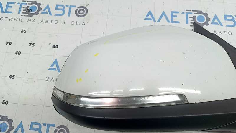 Зеркало боковое правое в сборе BMW 3 F30 4d 17-18 usa 5 пинов, крепление мат, поворотник, белое, сколы