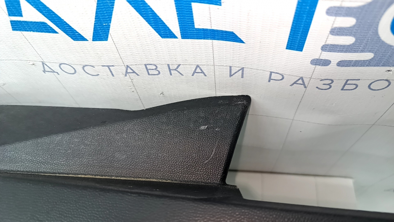 Порог правый Mercedes GLC 16-20 структура, царапины
