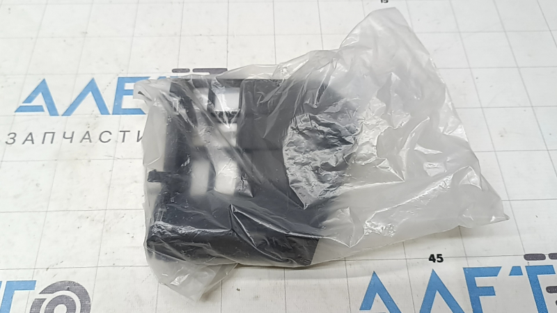 Крепление переднего бампера левое внешнее Volvo XC40 19-26