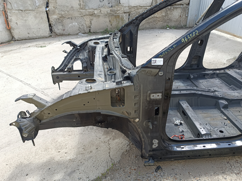 Panou lateral stânga față pentru Hyundai Tucson 22-24 2.5 USA, negru