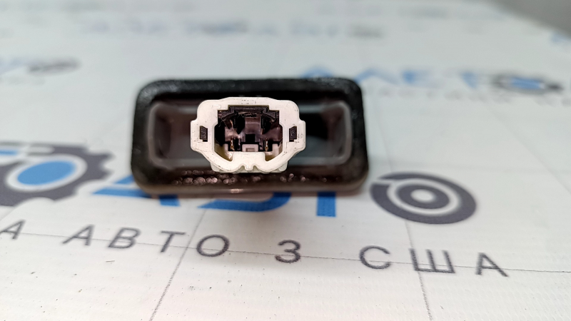 Iluminarea ușii portbagajului stânga Toyota Prius 50 16-
