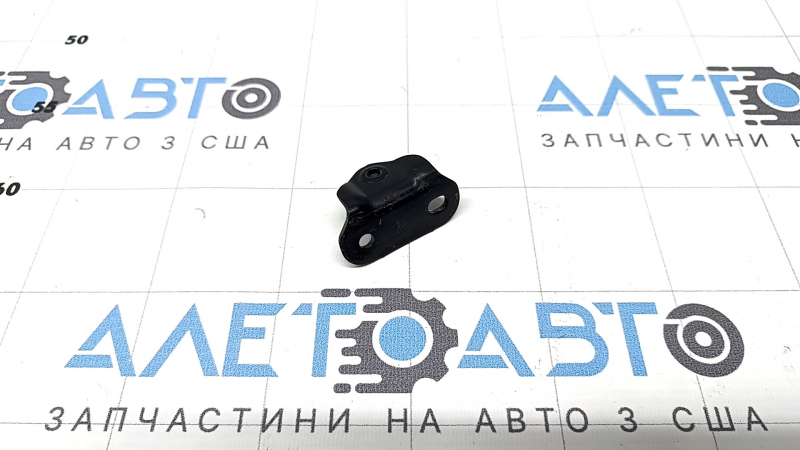 Кронштейн амортизатора двери багажника верхний правый Toyota Prius 50 16-19