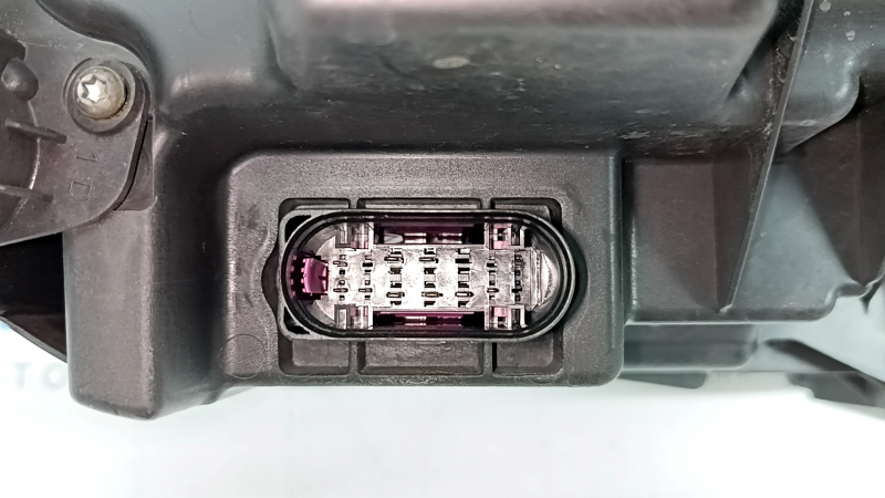 Ansamblu far față stânga pentru Volvo XC90 16-17 LED, lustruit, tip pânză de păianjen