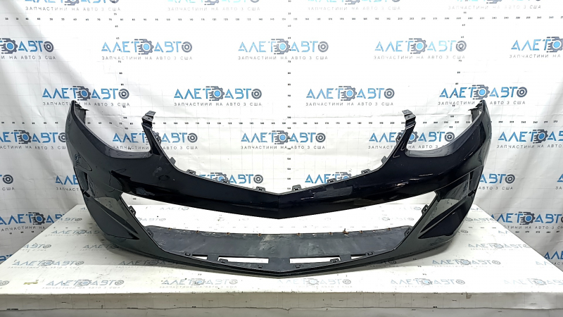 Бампер передний голый Chevrolet Volt 16-19 черный, надломано крепление, царапины