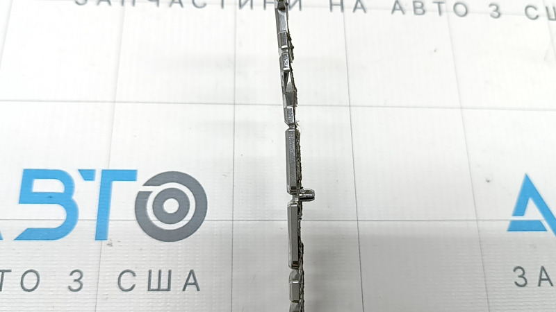 Эмблема крыла Hybrid передняя левая Toyota Prius V 12-17 изогнута