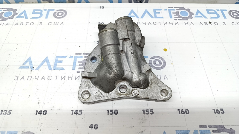 Carcasă filtru ulei Toyota Prius 50 16-17