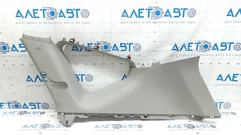 Накладка задней стойки правая Toyota Prius V 12-17 серая, 2 части, потерта, царапины