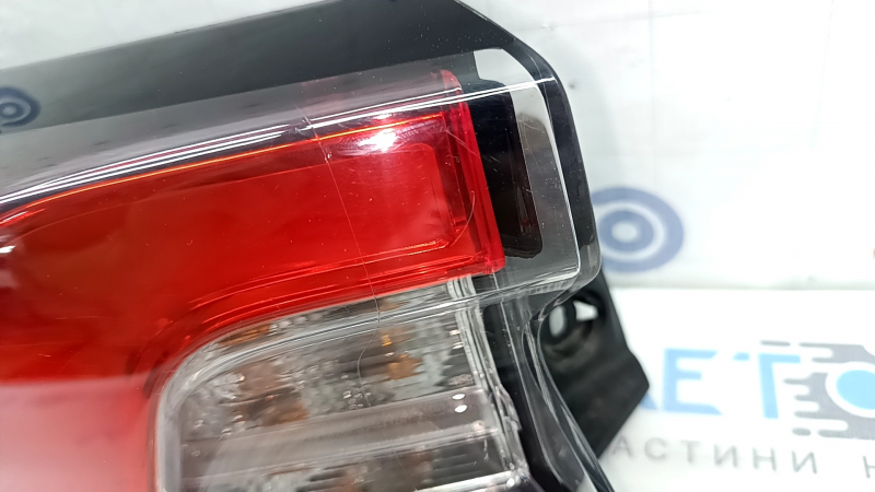 Lampă halogenă aripă exterioară Ford Escape MK4 20-22, stânga, zgârieturi