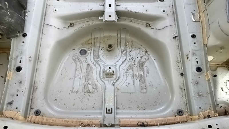 Корыто багажника Volvo XC90 16-17 T5, T6 на кузове