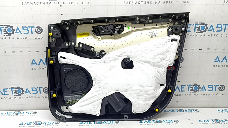 Panou ușă stânga față pentru Ford Escape MK4 2020-2022, negru cu inserție din plastic negru, cotieră din piele neagră, ornament gri, cu mâner, zgârieturi, lovituri