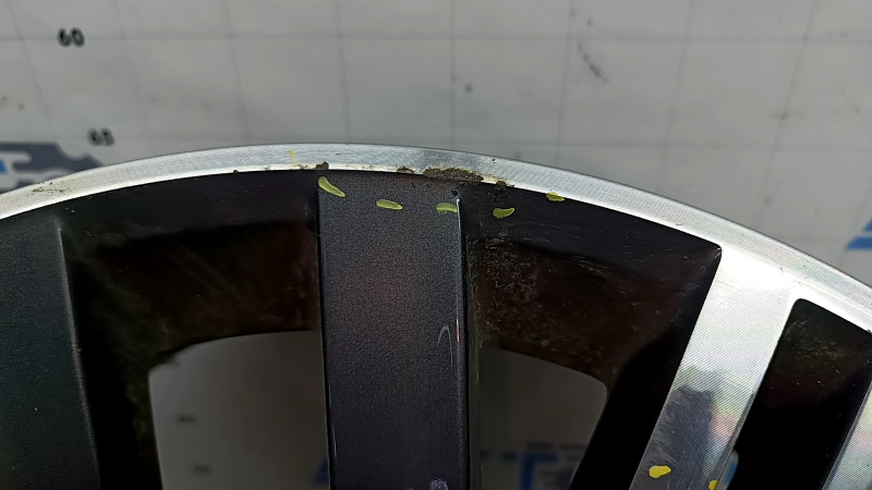 Jantă R18 x 7J ET43 VW Tiguan 18-24, culoare bordură ușoară