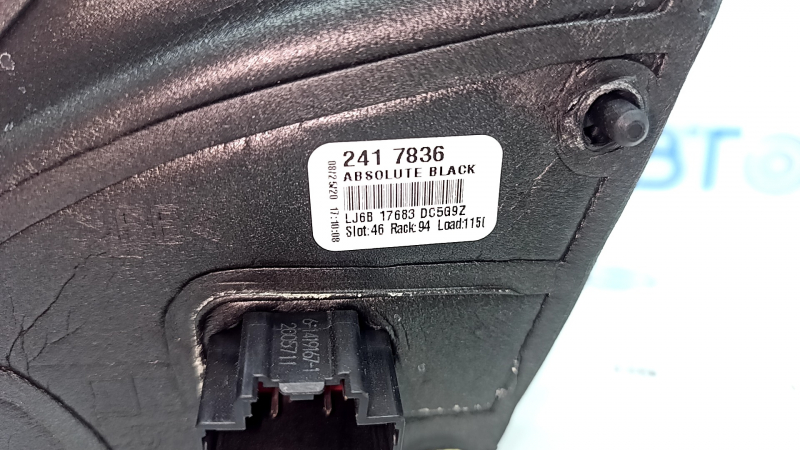 Ansamblu oglindă retrovizoare stânga pentru Ford Escape MK4 20-26, 7 pini, încălzită, BSM, neagră, fără element oglindă, zgârieturi