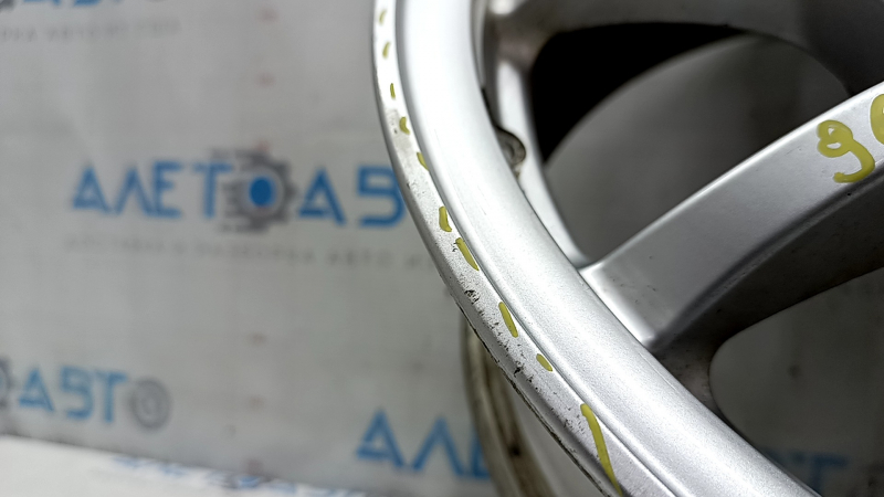 Диск колесный R16 X 6.5J ET39 Toyota Prius V 12-17 легкая бордюрка