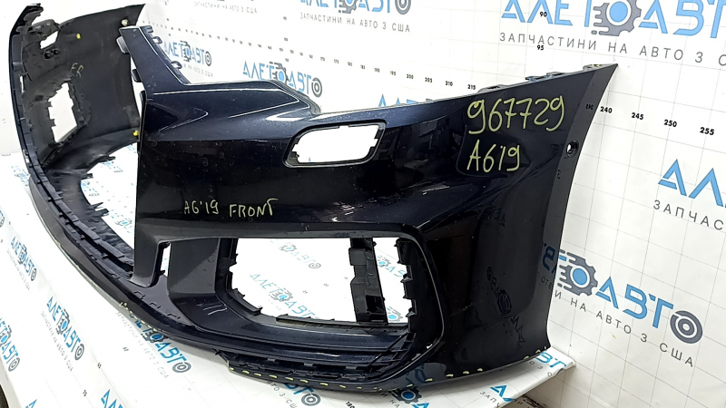 Бампер передний голый Audi A6 C8 19-23 под park assist под омыватель фар, S-Line, без заглушек, синий, царапины, вмятины, надломаны крепления