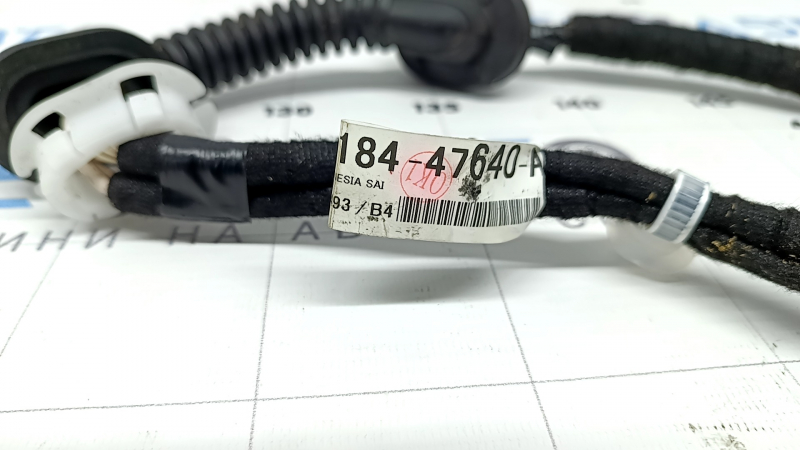 Проводка двери багажника левая Toyota Prius 50 16-22 верхняя