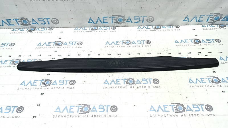 Ornamente bară spate Toyota Prius 50 Prime 16-22, negre, zgârieturi