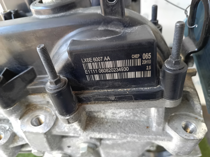 Двигатель Ford Escape MK4 20-26 2.5 25EDEF hybrid, plug-In 56к, повреждение водой, коррозия в цилиндрах, на запчасти