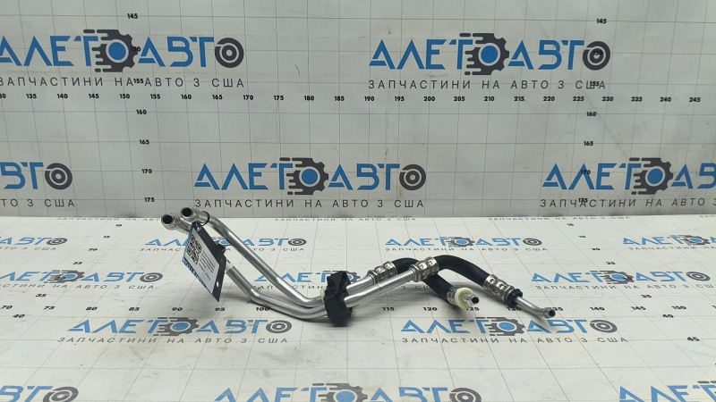 Țevi de răcire a radiatorului pentru cutia de viteze Jeep Compass 23-25 2.0T 8-colac - transmisie automată